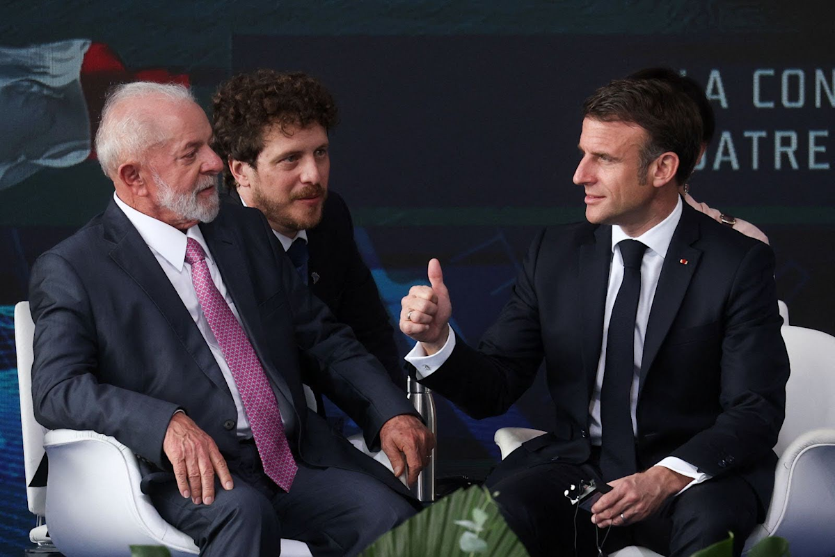 Macron dan Lula meluncurkan kapal selam pertahanan di Brasil