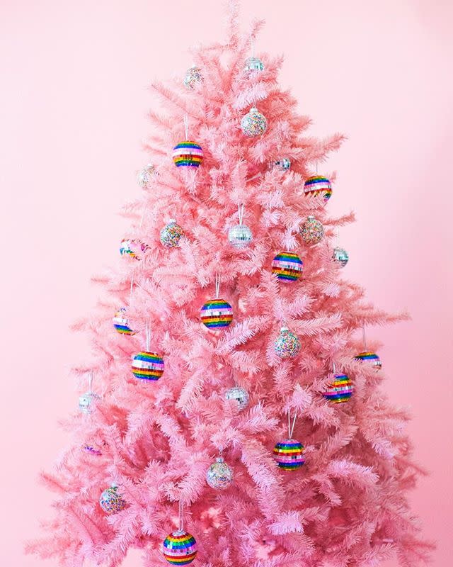 <p>Alternatively, this tree proves pink on pink, plus a little rainbow for good measure, is never a bad choice. </p>