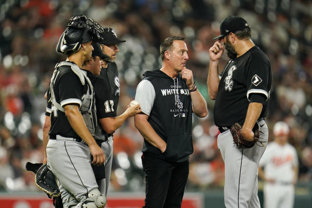 Andrus' 2-run double caps 5-run 9th, White Sox beat A's 5-3 - ABC7 Chicago