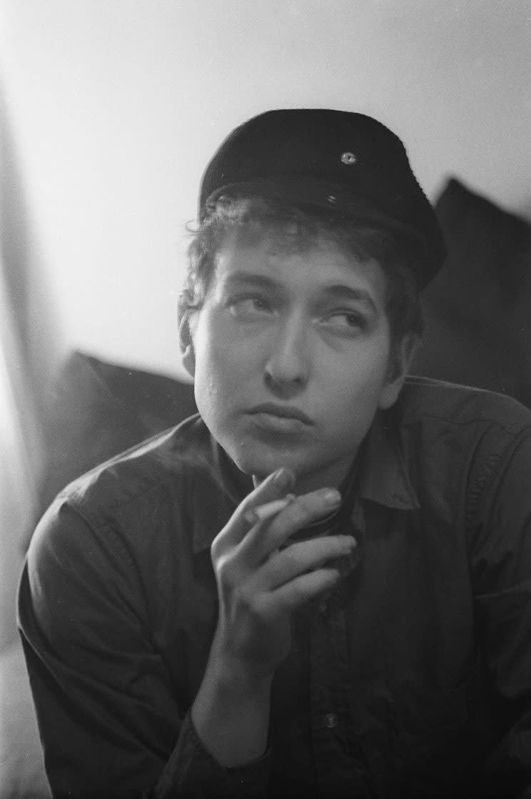 Bob Dylan Wearing His fisherman’s Cap, 161 W 4th St., New York, NY, 1961. (Photo: Ted Russell/Polaris/Steven Kasher Gallery)