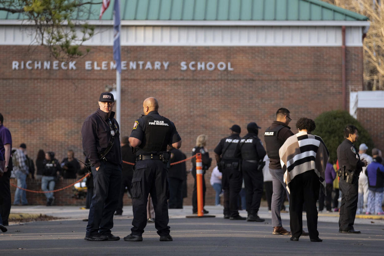 Police respond to a shooting that injured a teacher at Richneck Elementary (Billy Schuerman / The Virginian-Pilot/Tribune News Service via Getty Images file)