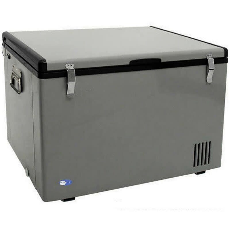 6) Whynter Portable Chest Freezer