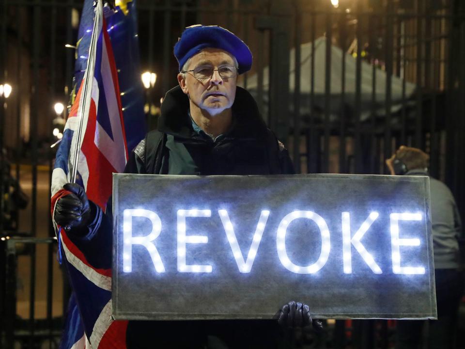 Revoke Article 50 petition calling for Brexit to be cancelled hits 2.5 million signatures