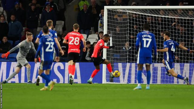 Stoke City vs Cardiff City LIVE: Championship result, final score