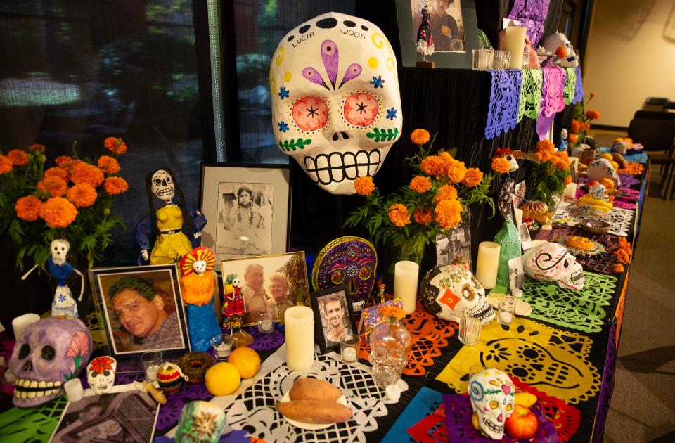 A Día de los Muertos ofrenda (alter) put together by students from MEChA de UO with contributions from the community of Eugene.
