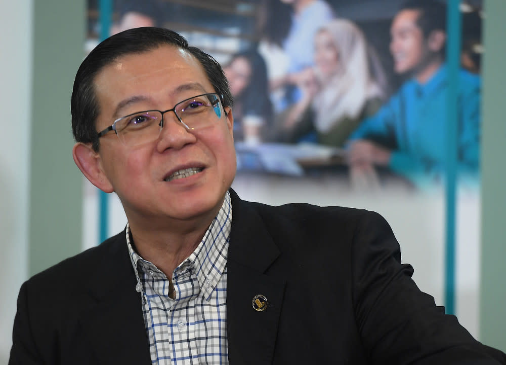 DAP secretary-general Lim Guan Eng today condemned the government’s decision to appeal the recent High Court ruling that recognises citizenship rights to children born abroad. — Bernama pic