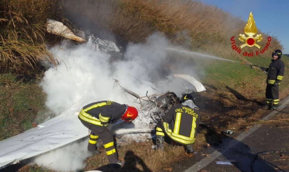 Bologna, ultraleggero precipita e prende fuoco: muore 23enne