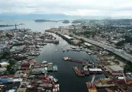 Abandoned ships on the shores of Guanabara Bay in Niteroi, Rio de Janeiro state