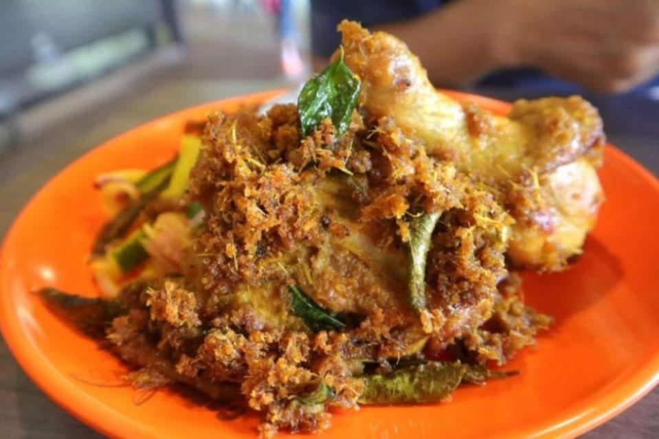 pangkor - lemongrass chicken closeup