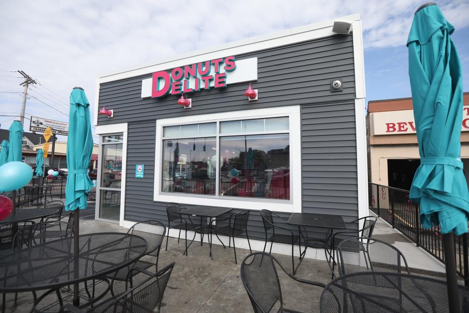 Donuts Delite opened a new location on W. Ridge Road in Rochester on March 14, 2022.  Outdoor seating is available.
