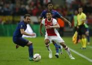 Football Soccer - Ajax Amsterdam v Manchester United - UEFA Europa League Final - Friends Arena, Solna, Stockholm, Sweden - 24/5/17 Manchester United's Marcus Rashford and Juan Mata in action with Ajax's Jairo Riedewald Reuters / Andrew Couldridge Livepic