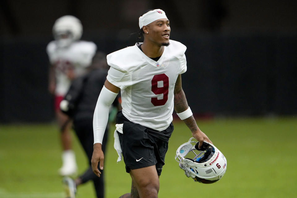 Arizona Cardinals' Isaiah Simmons (9) runs drills during an NFL football training camp, Monday, July 31, 2023, in Glendale, Ariz. (AP Photo/Matt York)