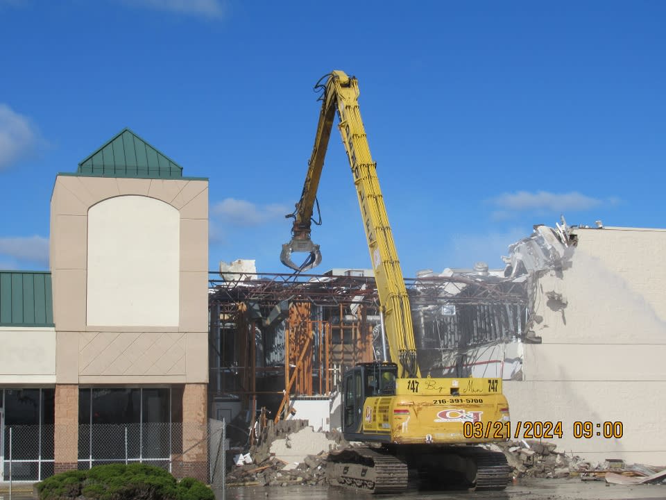 Medina Kmart demolished