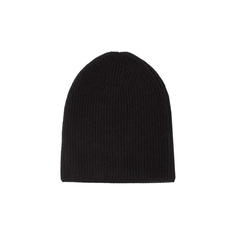 <a rel="nofollow noopener" href="http://rstyle.me/n/b4ae7rjduw" target="_blank" data-ylk="slk:The Chunky Wool Beanie, Everlane, $28;elm:context_link;itc:0;sec:content-canvas" class="link ">The Chunky Wool Beanie, Everlane, $28</a><ul> <strong>Related Articles</strong> <li><a rel="nofollow noopener" href="http://thezoereport.com/fashion/style-tips/box-of-style-ways-to-wear-cape-trend/?utm_source=yahoo&utm_medium=syndication" target="_blank" data-ylk="slk:The Key Styling Piece Your Wardrobe Needs;elm:context_link;itc:0;sec:content-canvas" class="link ">The Key Styling Piece Your Wardrobe Needs</a></li><li><a rel="nofollow noopener" href="http://thezoereport.com/beauty/makeup/suki-waterhouse-makeup-tutorial/?utm_source=yahoo&utm_medium=syndication" target="_blank" data-ylk="slk:How To Get Suki Waterhouse's Flawless Cat Eye;elm:context_link;itc:0;sec:content-canvas" class="link ">How To Get Suki Waterhouse's Flawless Cat Eye</a></li><li><a rel="nofollow noopener" href="http://thezoereport.com/entertainment/celebrities/meghan-markle-prince-harry-dating/?utm_source=yahoo&utm_medium=syndication" target="_blank" data-ylk="slk:This American Beauty Is Reportedly Dating Prince Harry, And The Internet Is Going Wild;elm:context_link;itc:0;sec:content-canvas" class="link ">This American Beauty Is Reportedly Dating Prince Harry, And The Internet Is Going Wild</a></li></ul>