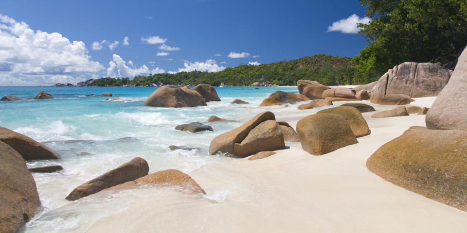 6. Anse Lazio (Isla de Praslin, Seychelles)