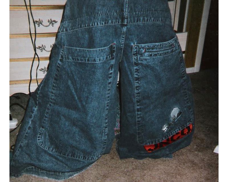 example of baggy "JNCOs"