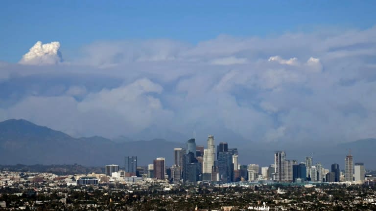 Wildfires around Los Angeles have wreathed the city in choking smoke (Patrick T. Fallon)