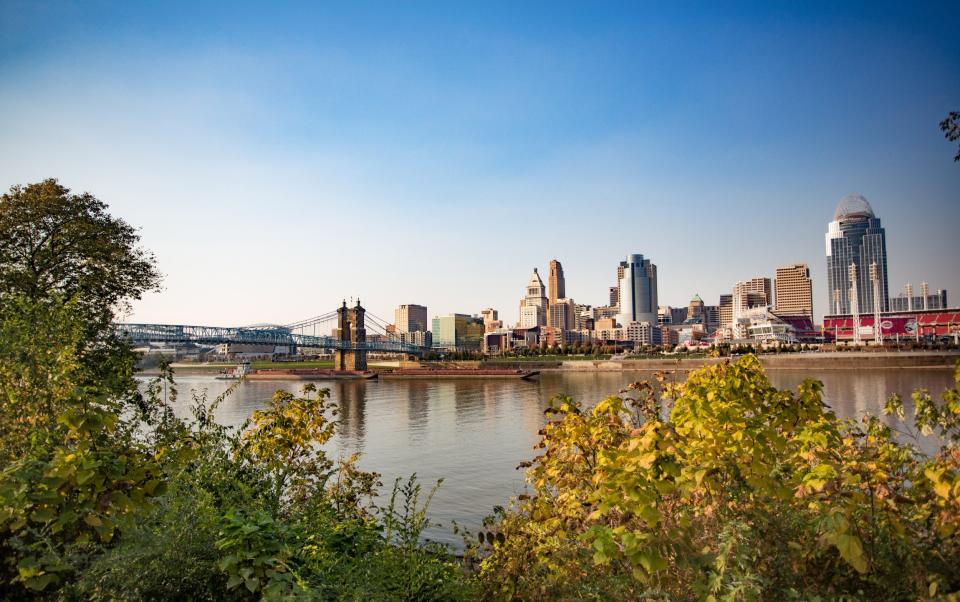 View of Ohio River and Cincinnati Skyline in Fall from Northern Kentucky - Alias Imaging