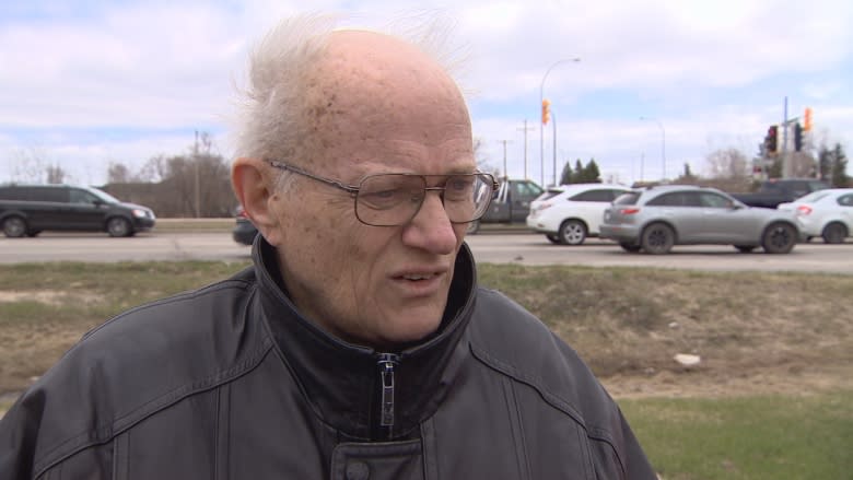 Fighting red light ticket is like fighting cancer, Winnipeg senior says after day in court