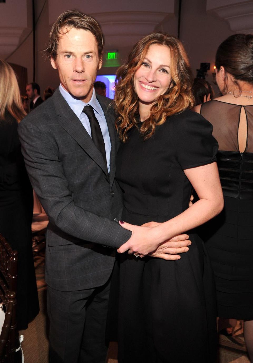 Julia Roberts and Danny Moder met when he was the cameraman on her film.