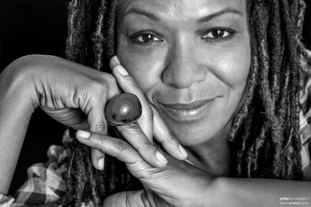 <p>Lisa Simone</p> Lisa Simone