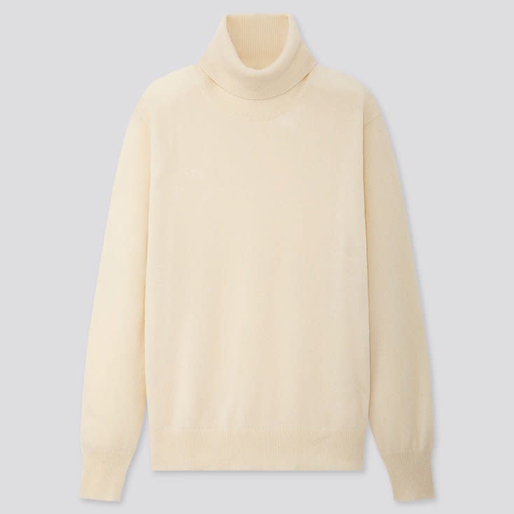 Uniqlo Cashmere Turtleneck Sweater