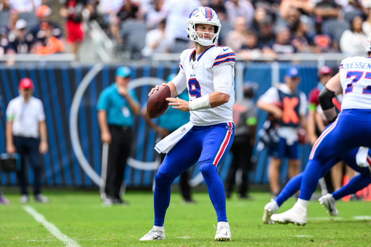 Bills tackle Brandon Shell not at practice, and team places 7th-year player  on reserve-retired list, Newsletter