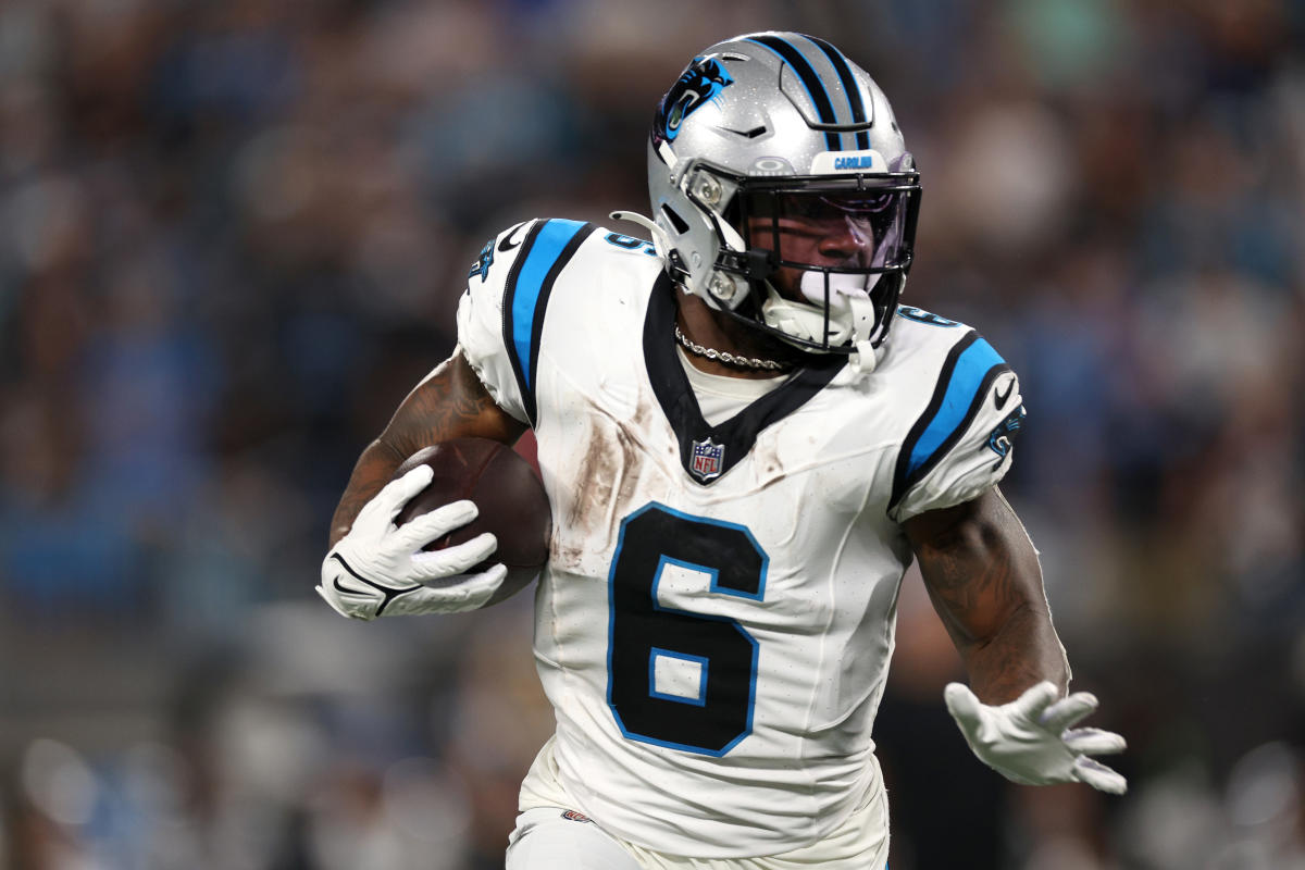 NFL Week 15 Underdog Pick'ems for Thursday Night Football Include Kenneth  Walker III, Christian McCaffrey