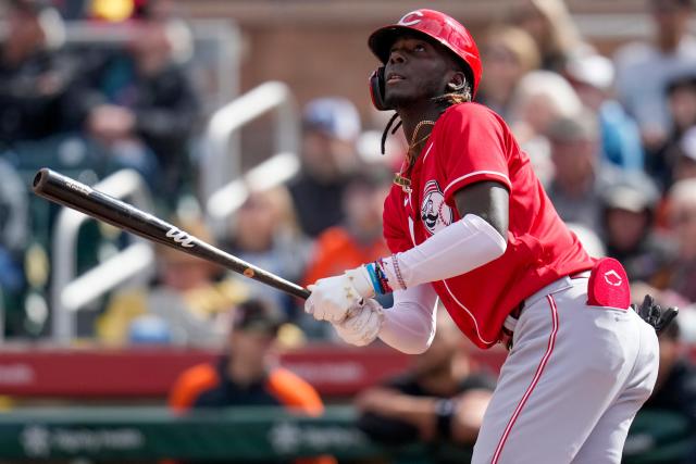 LOS ANGELES, CA - JULY 29: Cincinnati Reds designated hitter Christian  Encarnacion-Strand (33) at bat during the MLB game between the Cincinnati  Reds and the Los Angeles Dodgers on July 29, 2023