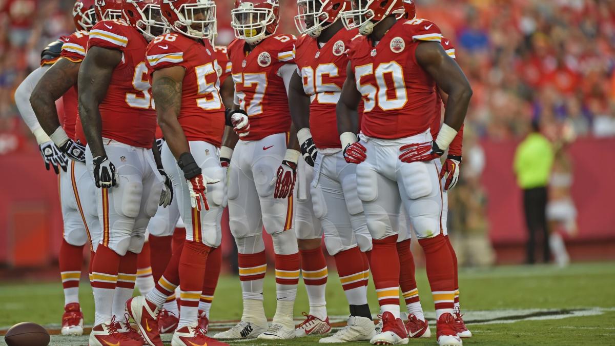 Chiefs News 7/26: Chiefs won't add an alternate uniform any time soon -  Arrowhead Pride