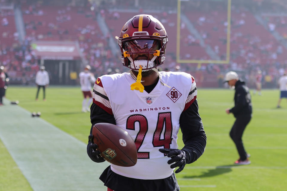 Washington Commanders running back Antonio Gibson (24) warms up before the game against the San Francisco 49ers at Levi’s Stadium. Mandatory Credit: Sergio Estrada-USA TODAY Sports