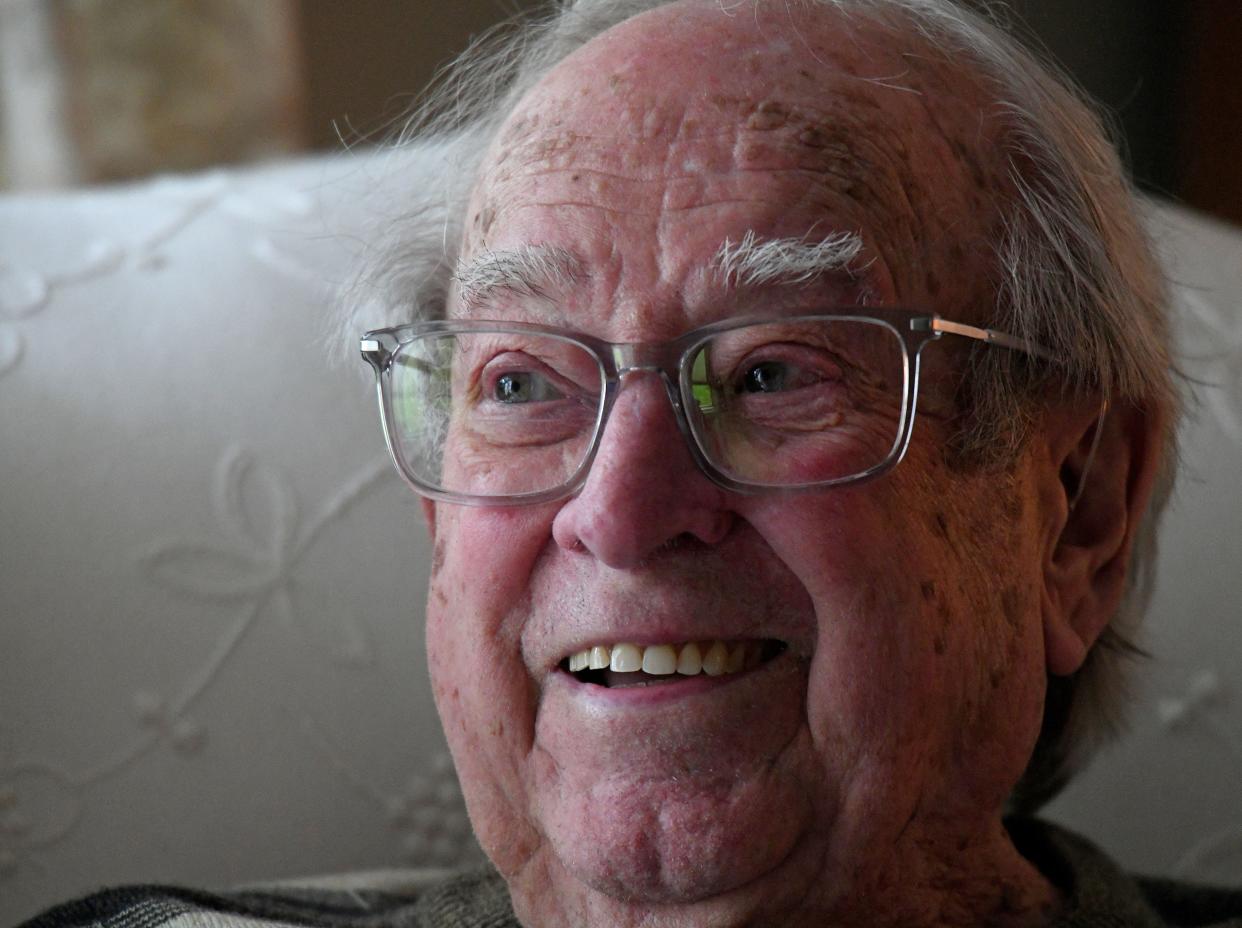 Harold Myers would love to receive 100 birthday cards to celebrate his 100th birthday.