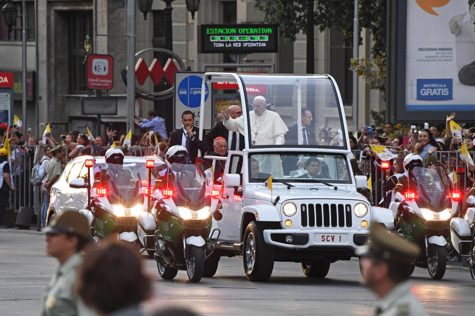 (FOTOS) El recibimiento que le han dado al Papa en Chile