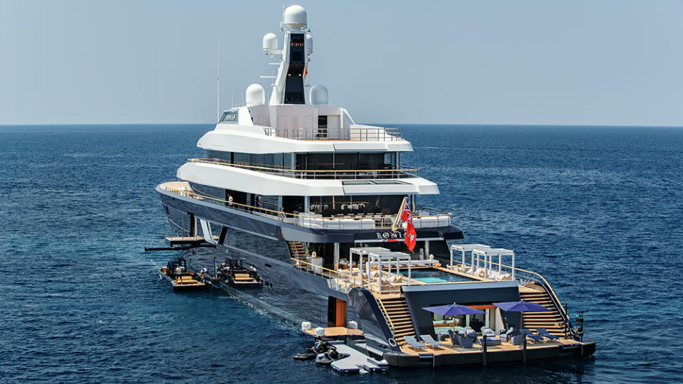 Feadship Lonian Superyacht