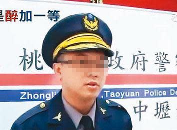 桃園市警局中壢分局一名已婚派出所所長，涉嫌偷吃女報案人。（翻攝自三立新聞）