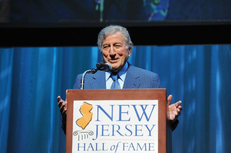 Inductee Tony Bennett during acceptance speech at the NJ Hall of Fame, June 5, 2011, talks of his friendship with Frank Sinatra. Nancy Sinatra inducted Bennett.