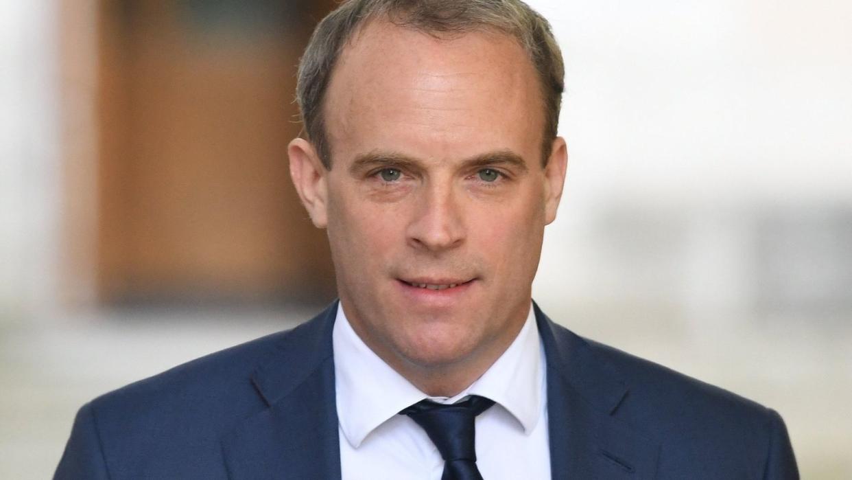 Dominic Raab, britischer Außenminister, kommt in der Londoner Downing Street 10 an.