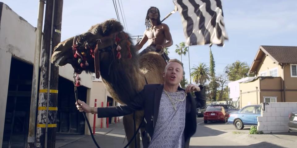 can't hold us macklemore ryan lewis music video