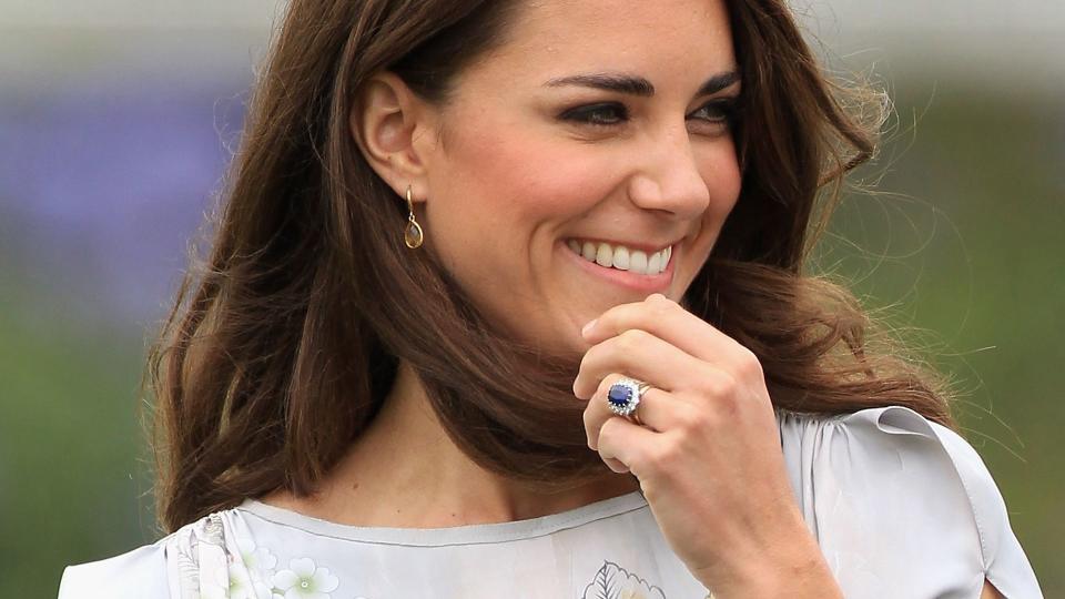 Princess Kate's sapphire engagement ring is estimated to be worth £390k