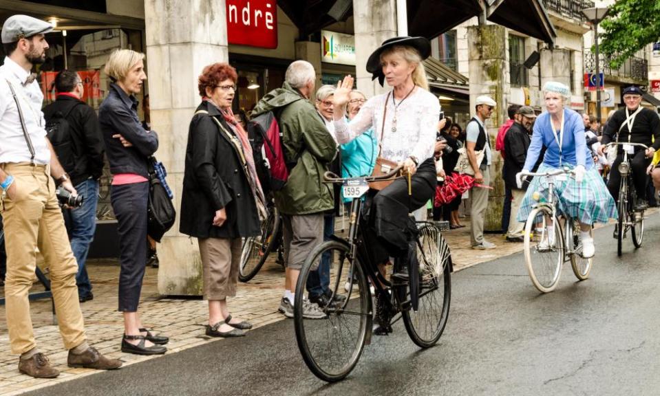 The prologue of the Anjou Vélo Vintage, Saumur.