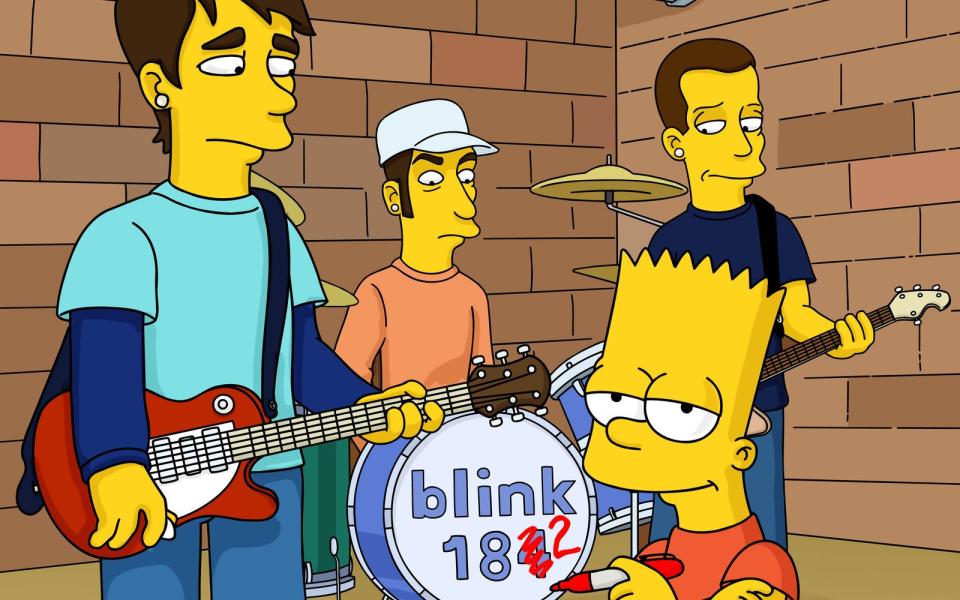 <p>Der Gastauftritt bei den Simpsons sei bis heute "einer dieser 'Wow! Das glaub' ich nicht'-Momente" ihrer Karriere, erklärte Mark Hoppus (rechts), Bassist der Punkband Blink-182 einst in einem Interview. In der Folge "Bart, das Werbebaby" sind nicht nur er und seine Bandkollegen zu Gast ... (Bild: 20th Century Fox Home Entertainment)</p> 