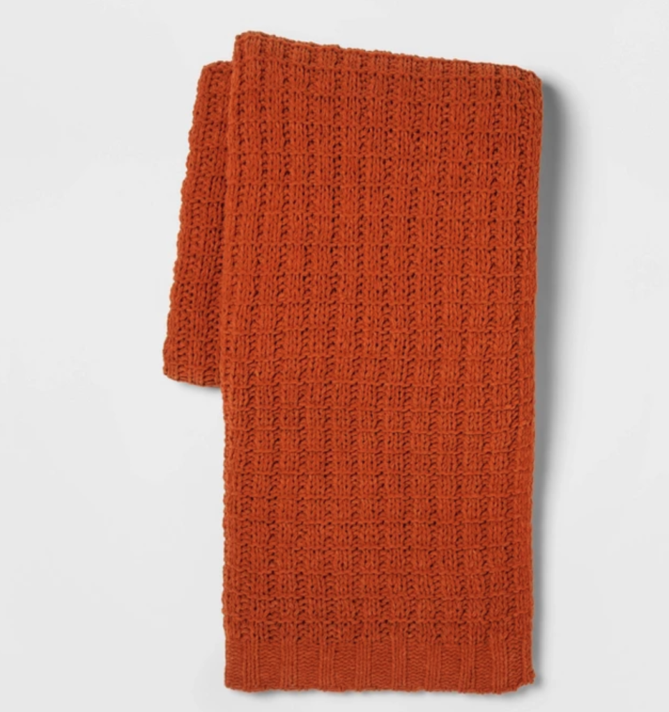 7) Chenille Throw Blanket