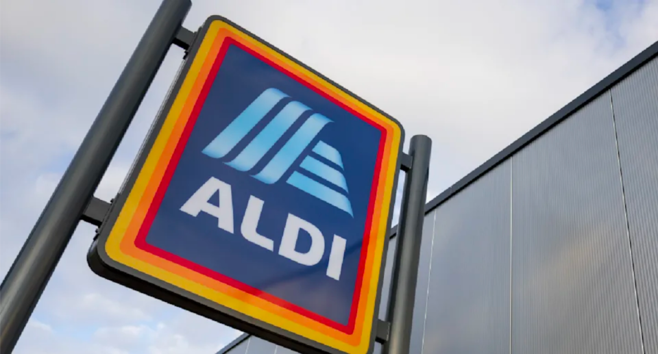 Aldi Australia sign.