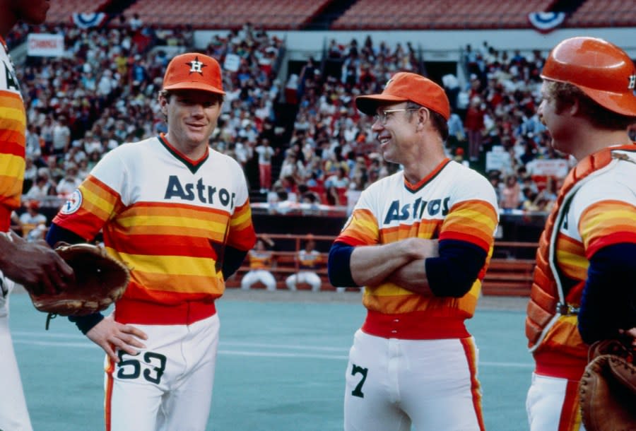 Houston, TX – 1977: Michael Parks, extras (Astros players ?), in the Astrodome, appearing in the ABC tv movie ‘Murder at the World Series’. (Photo by American Broadcasting Companies via Getty Images)