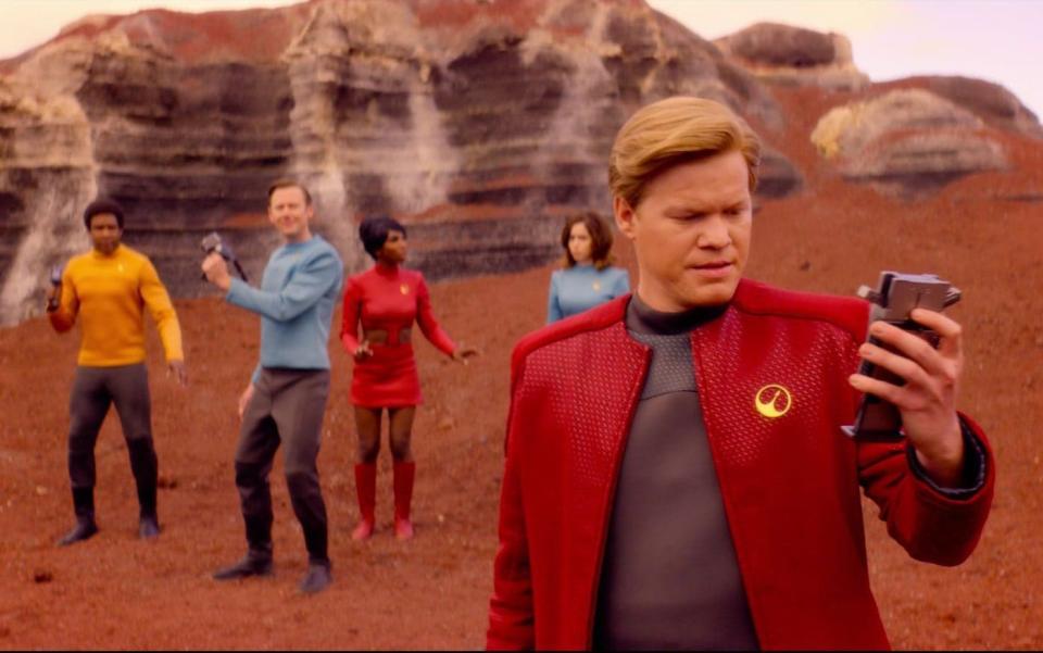 Jesse Plimons stars in USS Callister, Black Mirror's dark take on Star Trek - Netflix