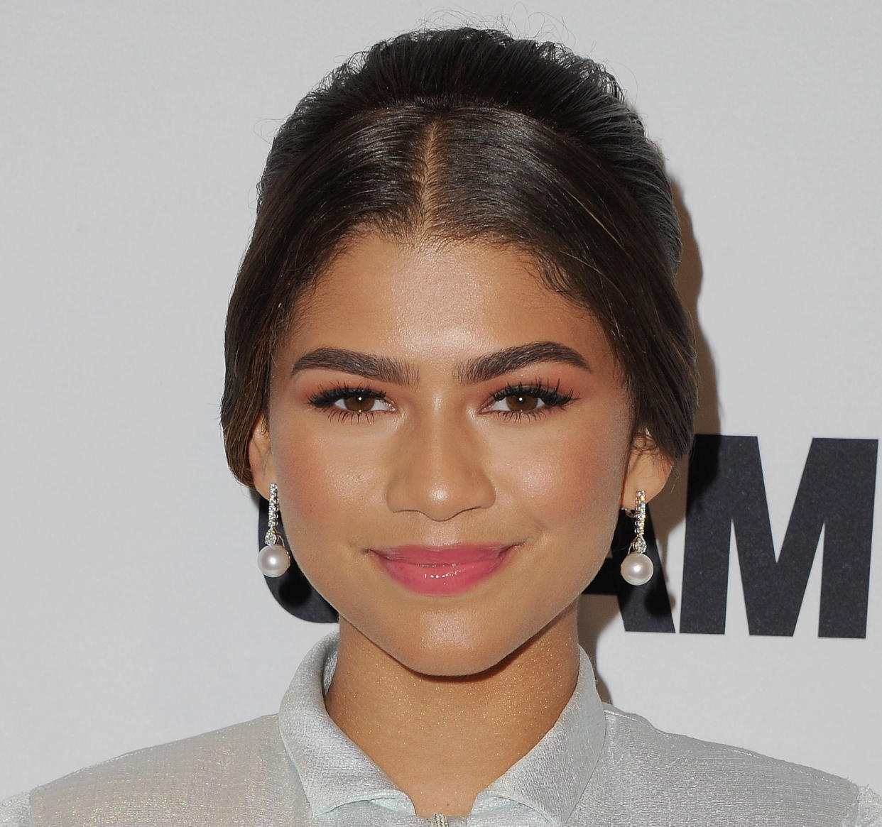 Zendaya looks more stylish at a basketball game than we’ve ever looked in our entire lives