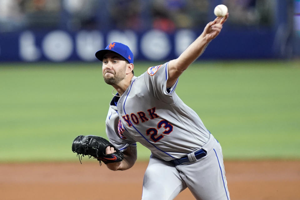 New York Mets starting pitcher David Peterson (23) throws during the second inning of a baseball game against the Miami Marlins, Sunday, June 26, 2022, in Miami. (AP Photo/Lynne Sladky)