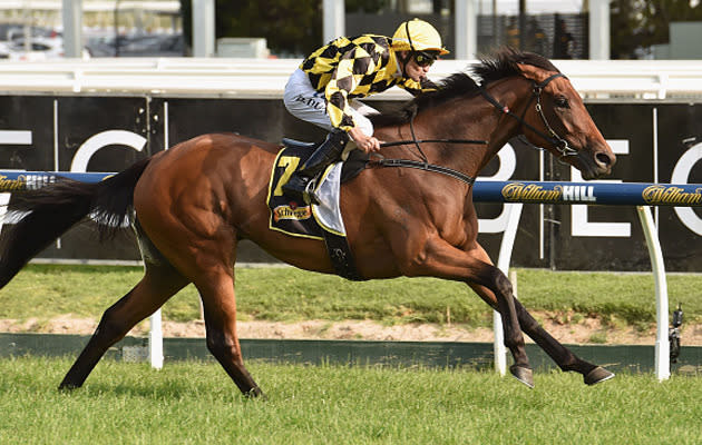 Lindsey Park trained Stay With Me won the Thosuand Guineas defeating Jameka with Badawiya in third placing.