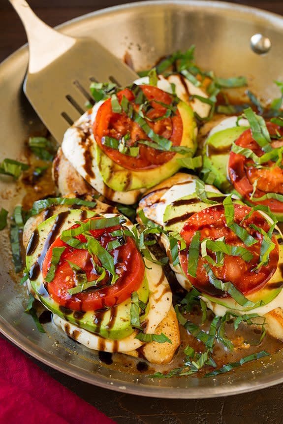 <strong>Get the <a href="http://www.cookingclassy.com/avocado-caprese-skillet-chicken/" target="_blank">Avocado Caprese Skillet Chicken recipe</a>&nbsp;from Cooking Classy</strong>