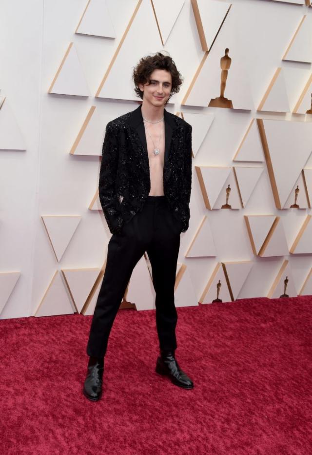 Timotheé Chalamet Goes Shirtless in Sequined Blazer and Slick Boots on  Oscars Red Carpet 2022